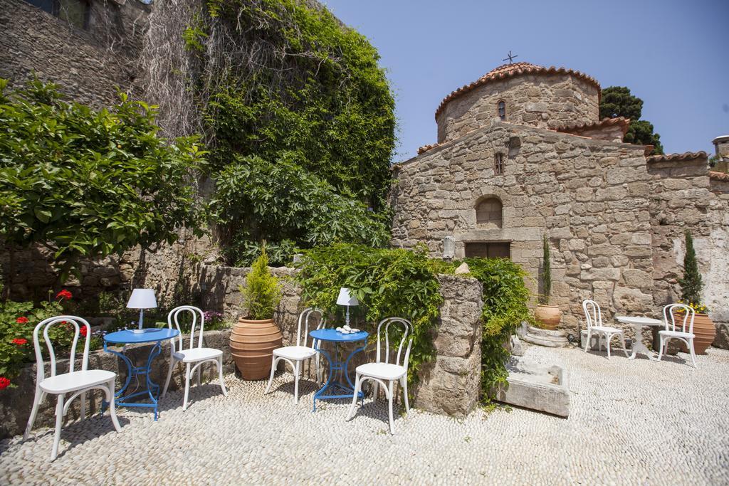 Saint Artemios Hotel And Oriental Suites Rhodes City Bagian luar foto