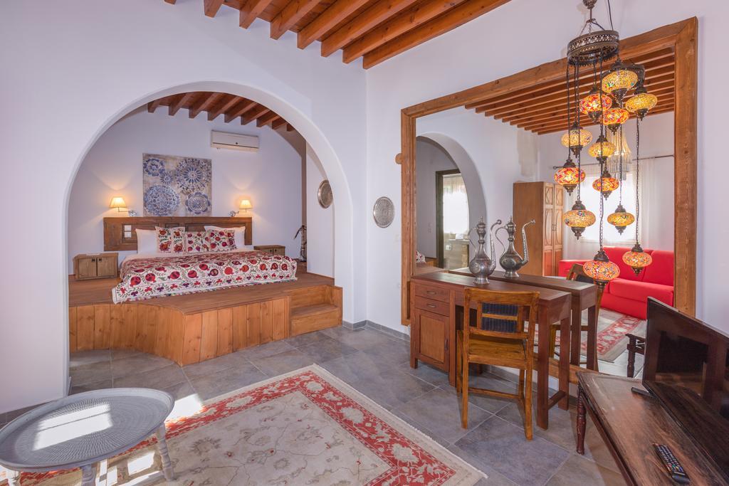Saint Artemios Hotel And Oriental Suites Rhodes City Bagian luar foto