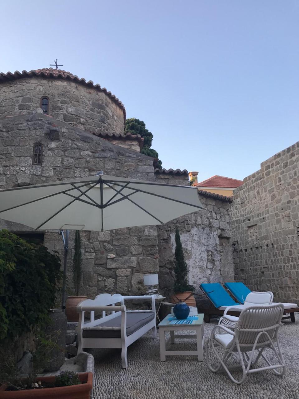 Saint Artemios Hotel And Oriental Suites Rhodes City Bagian luar foto