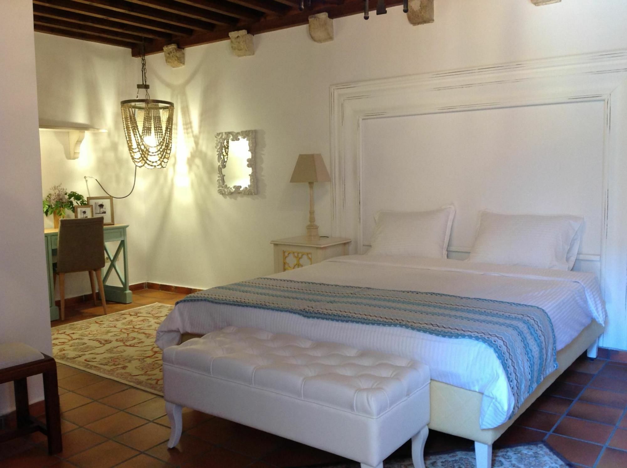 Saint Artemios Hotel And Oriental Suites Rhodes City Bagian luar foto