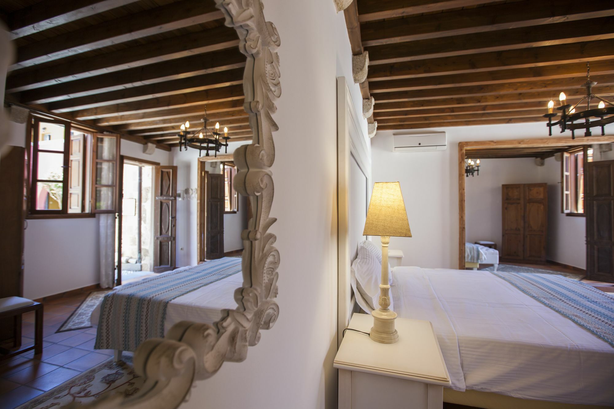 Saint Artemios Hotel And Oriental Suites Rhodes City Bagian luar foto